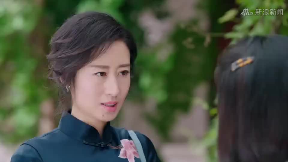 乐童去游乐园时和妈妈分散了,云凯带着她过去刚好和乐童擦肩而过