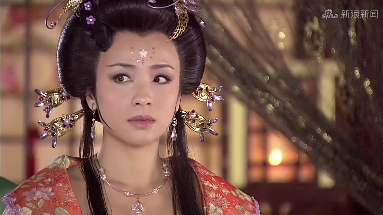 王夫人要王允好好说话,结果王银钏却说跟薛平贵没什么好说的