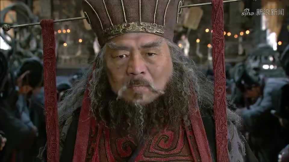 三国演义:司徒王允寿宴,偷偷宴请百官,却唯独没有请董卓