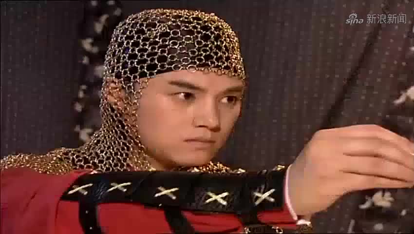 武林外史:宋离给飞飞喂药,全程无交流,感觉所有思绪都在眼神