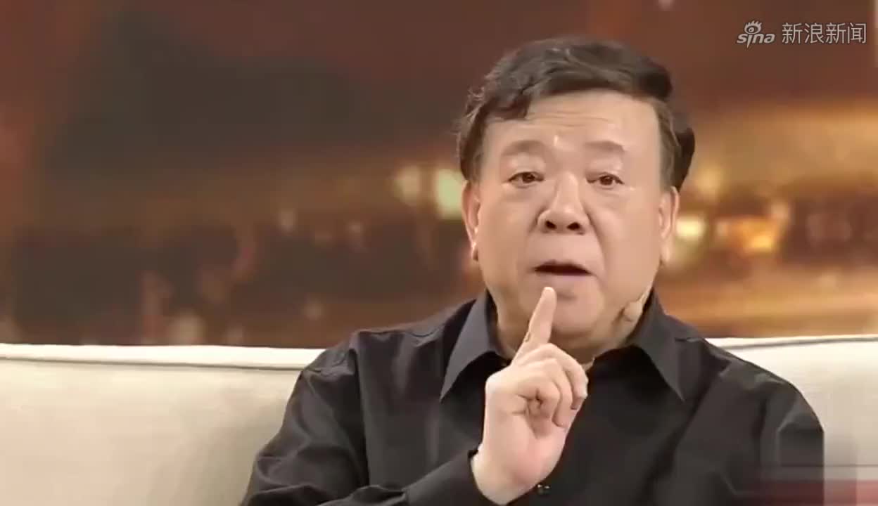 群英会:裘英俊自称是马书良最帅"儿子",其他演员无法超越