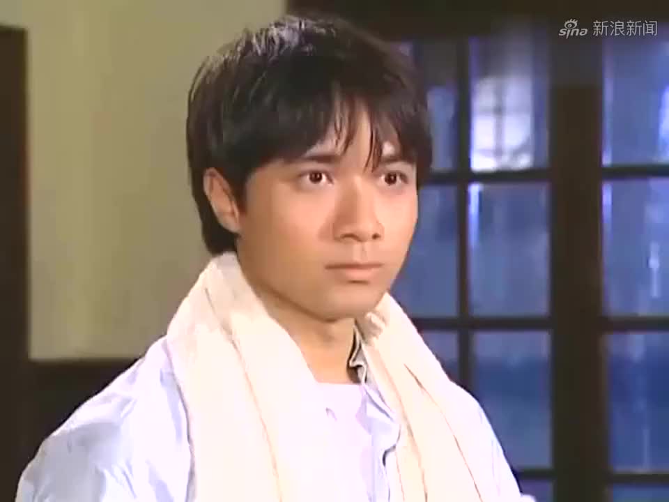 情深深雨蒙蒙-何书桓打架杜飞还要凑热闹,结果眼镜都被捏碎了!