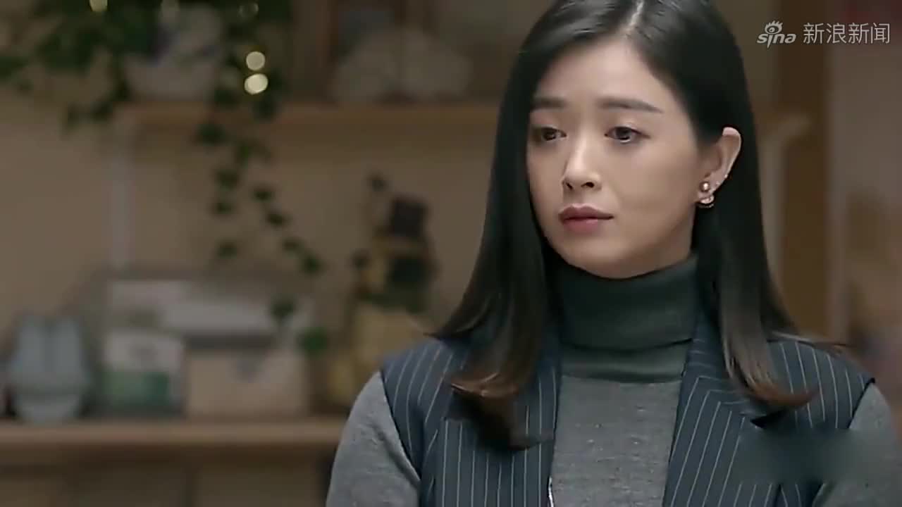 樊胜美遇见难题,找室友帮忙,短发的就是精明