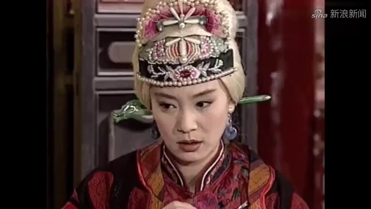 怀玉闯入禁地众人担心不已却不知怀玉正与孝庄开心的玩围棋