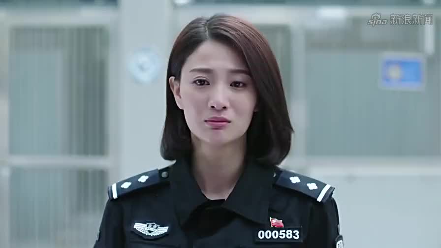 警花与警犬:李姝寒质疑警犬的嗅觉,队长却理都没理她