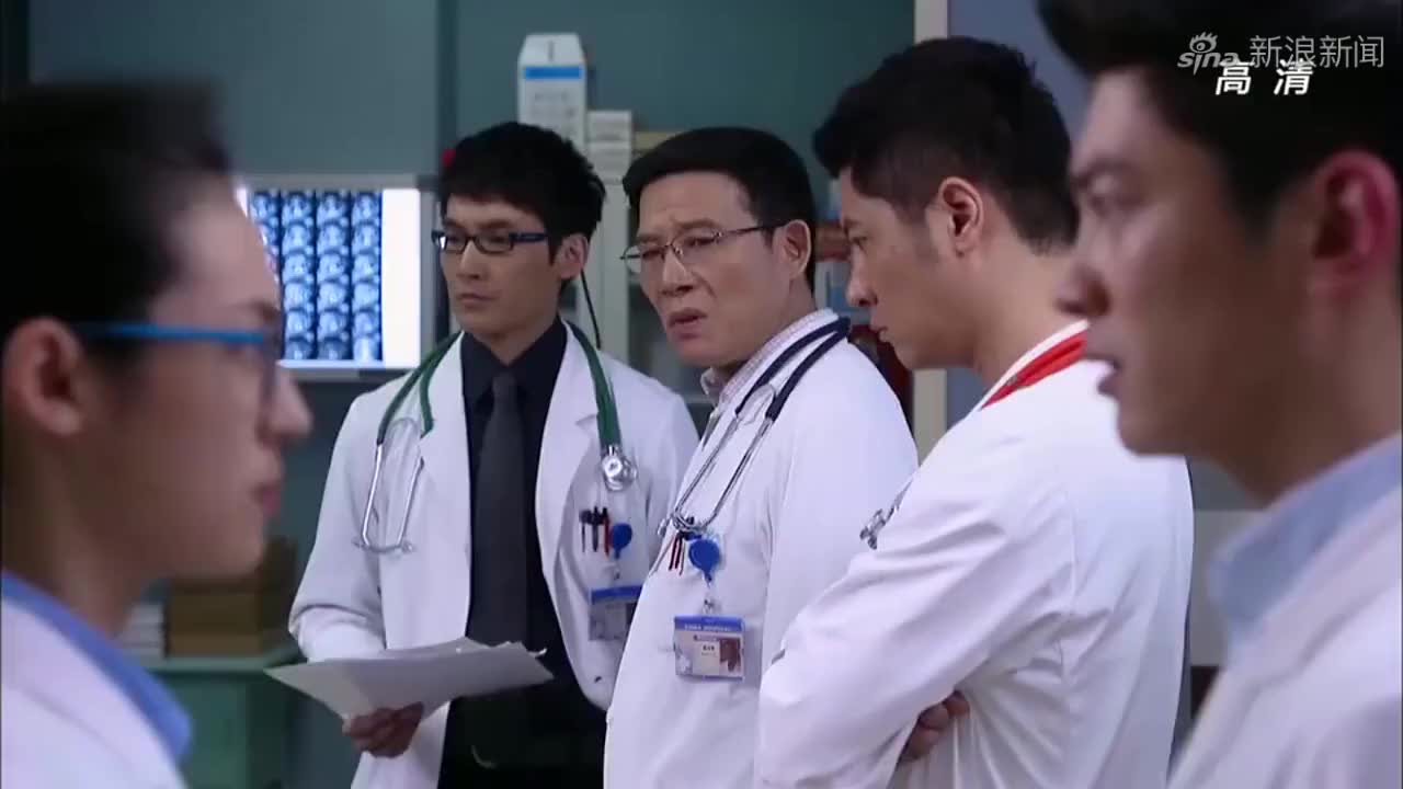 青年医生:倚梦给王博买了频谱仪,一起去看了王母,王博很是开心