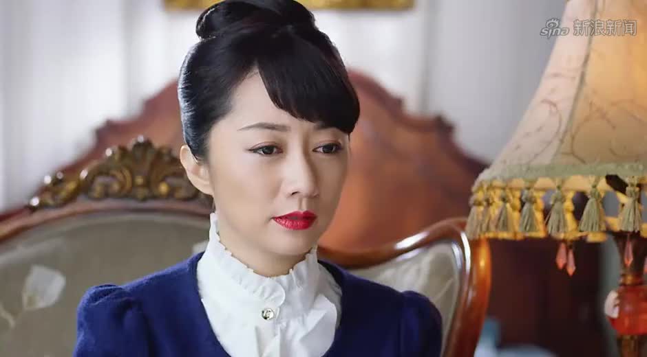 理想照耀中国,梁佩英蒙冤被捕,施洋阻拦受伤.