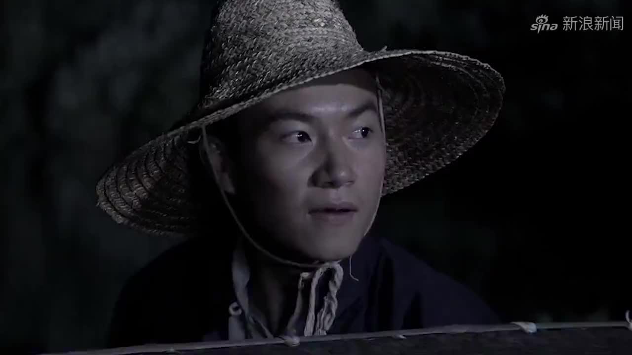 许二柱跟王富贵接上暗号,方天翼带来食物跟药品,看望受伤的弟兄