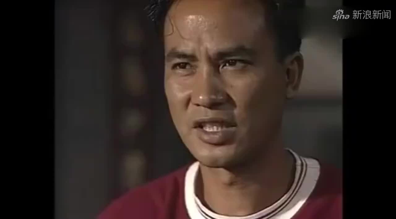 胜者为王千王传授自己的"杀招"给任达华,从此多了个赌魔