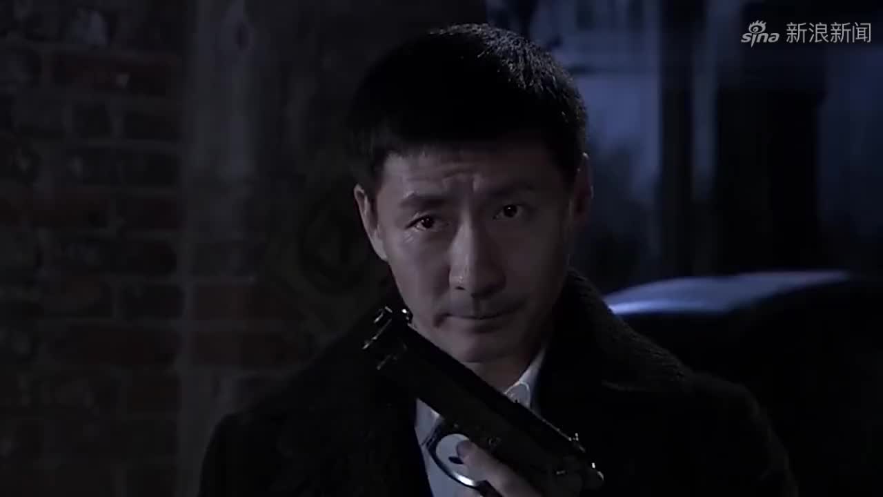 飞虎神鹰:宋齐见大势已去,决定跟随燕双鹰,与燕双鹰共同行动