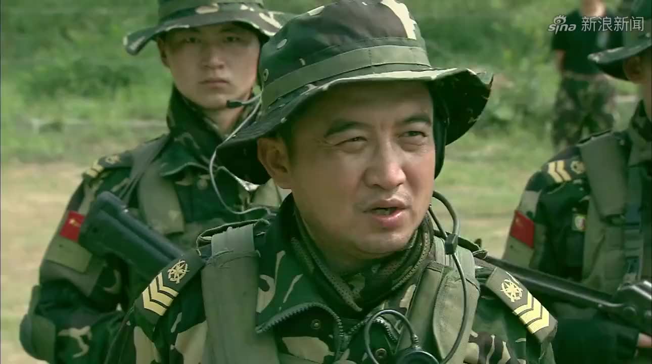 我是特种兵:小庄参加实战,和情报人员会合后,不幸被俘