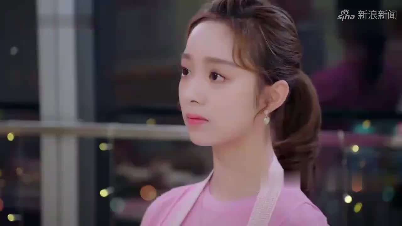 楼下女友请签收:叶非墨拍婚纱照掉海里,下秒温小暖救夫超甜!