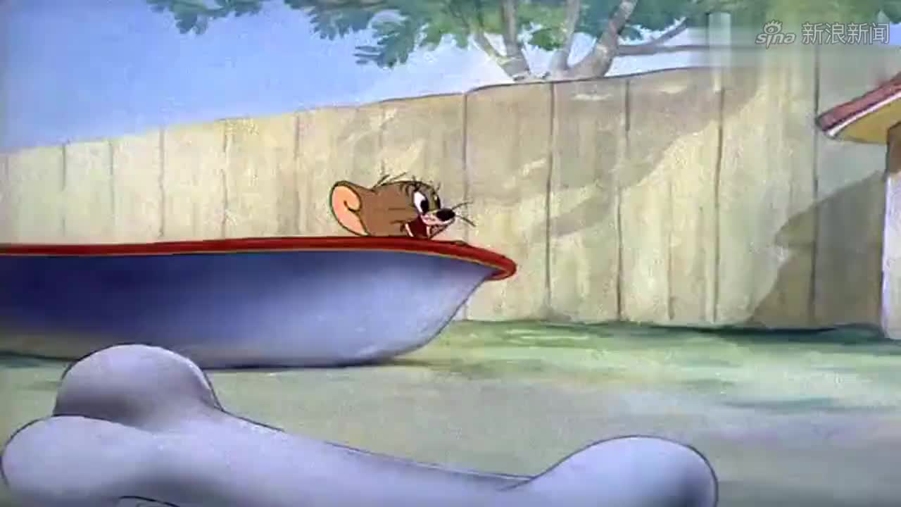 猫和老鼠手游:对战新猫凯特,让杰瑞先到墙缝,那没了