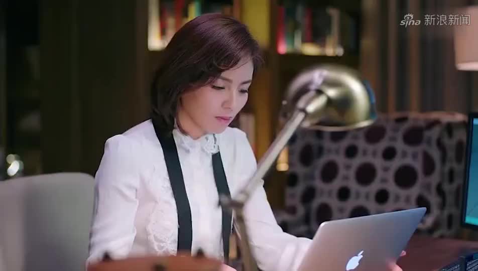 今夜欢乐颂:小熠发一条朋友圈轰动了,看一场电影后回到家疯了