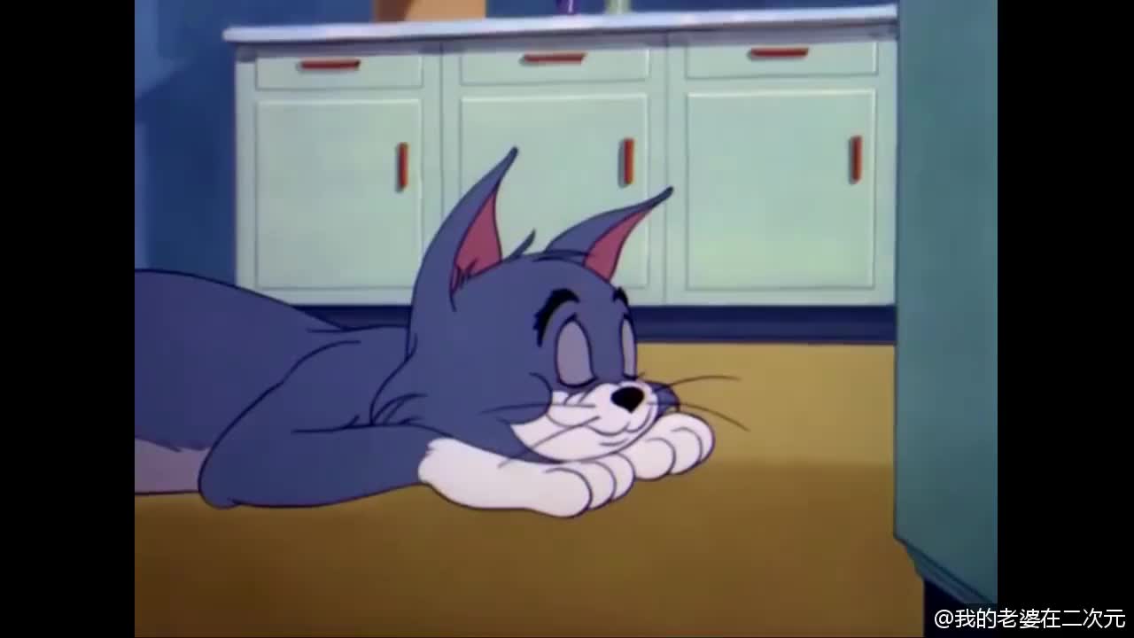 猫和老鼠:汤姆饿得不行,想要吃掉小鸭子,馋的流口水