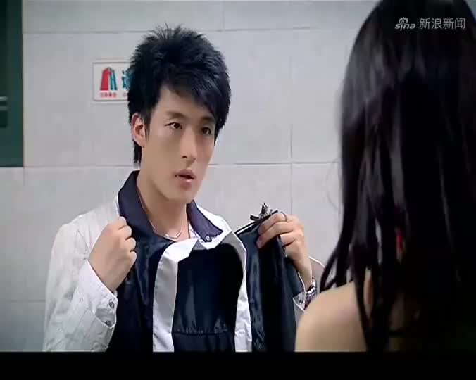 子乔给胡一菲介绍男朋友,没想到是在餐厅随便拉来的?