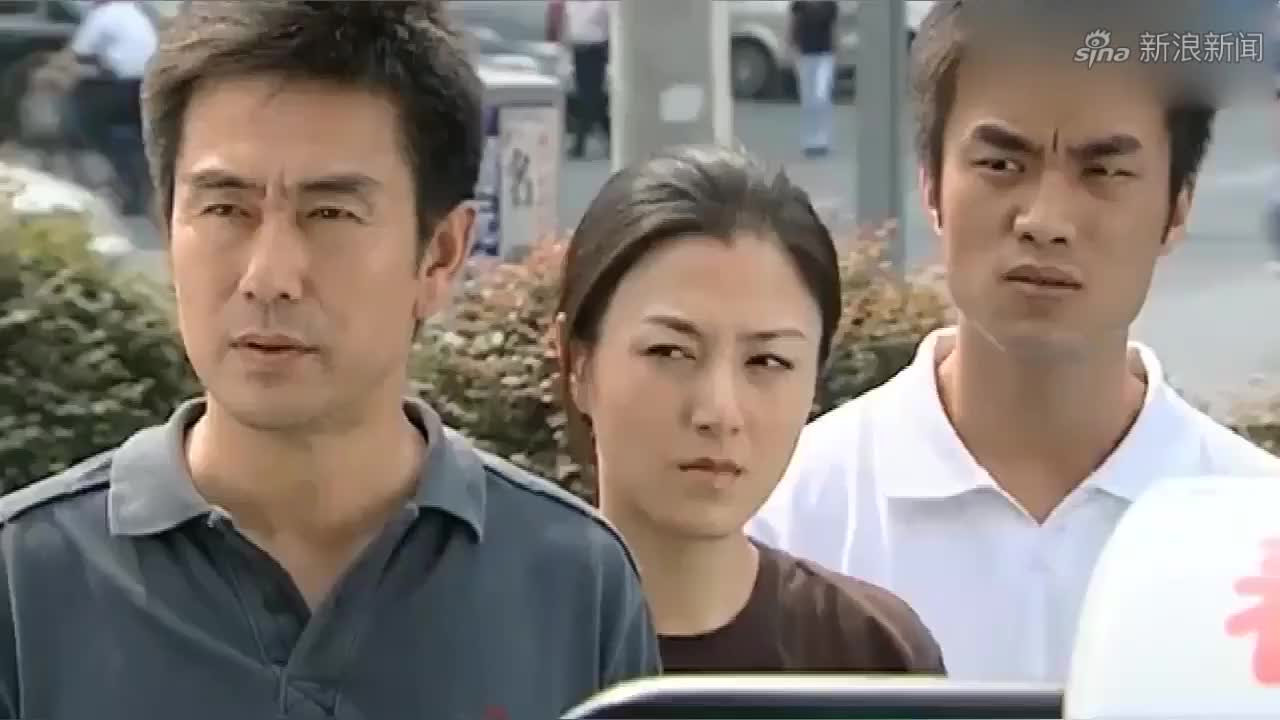 红蜘蛛:女逃犯被捕,说起自己的悲惨过去:被侵犯后还遭路人嘲笑