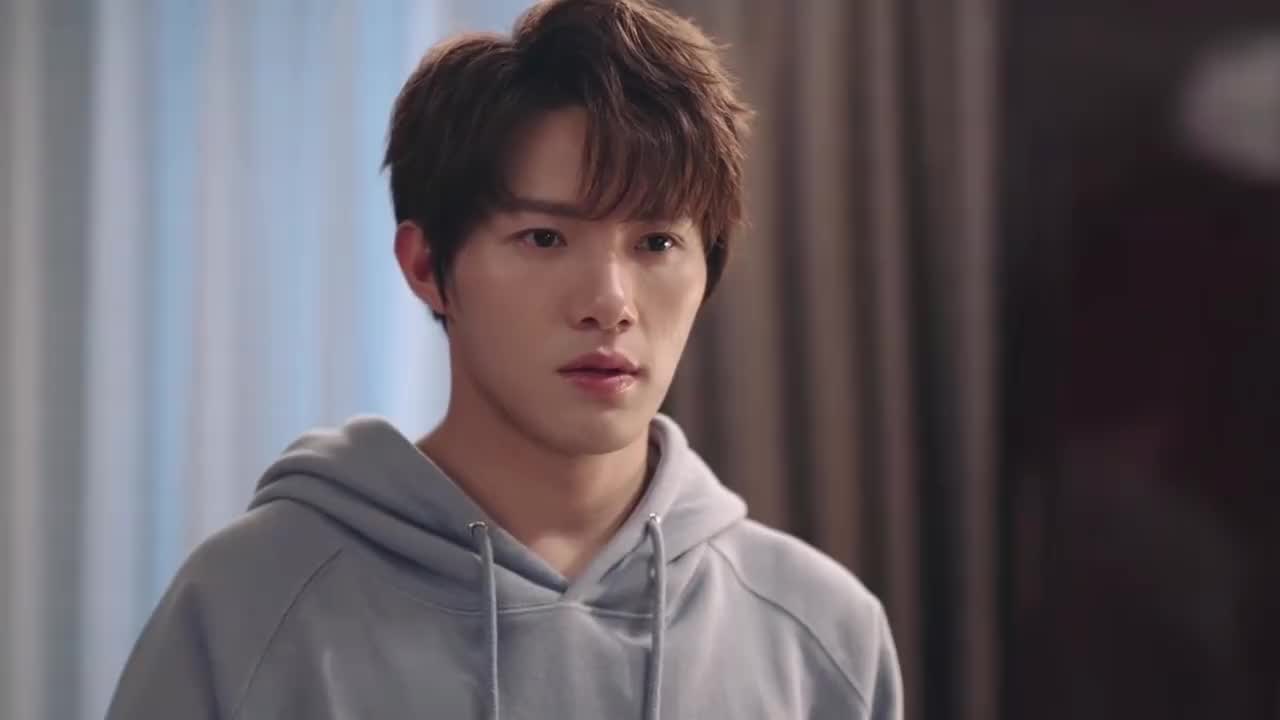 虽然陈默刮掉胡子后判若两人,但还是好可惜的男主不是白敬亭