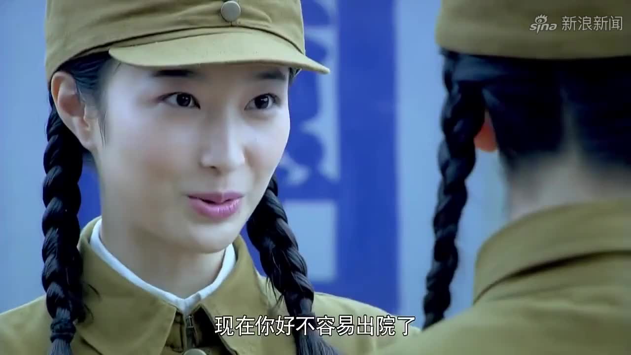 狐影第三集:乔曼向雷震投炙热目光,不料雷震有礼对她笑