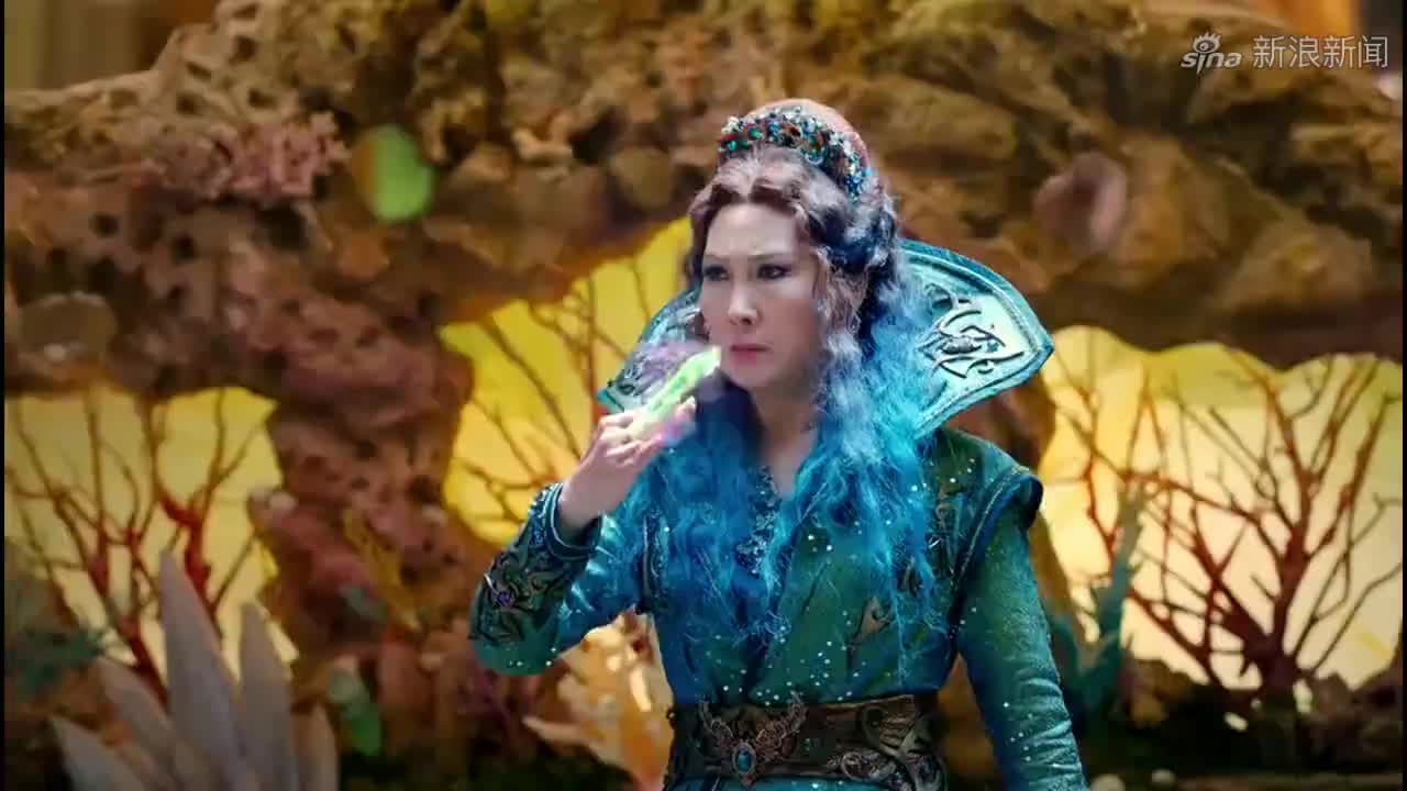 幻城:人鱼圣尊用生命借用人鱼族万年的力量,帮助卡索来拯救三界