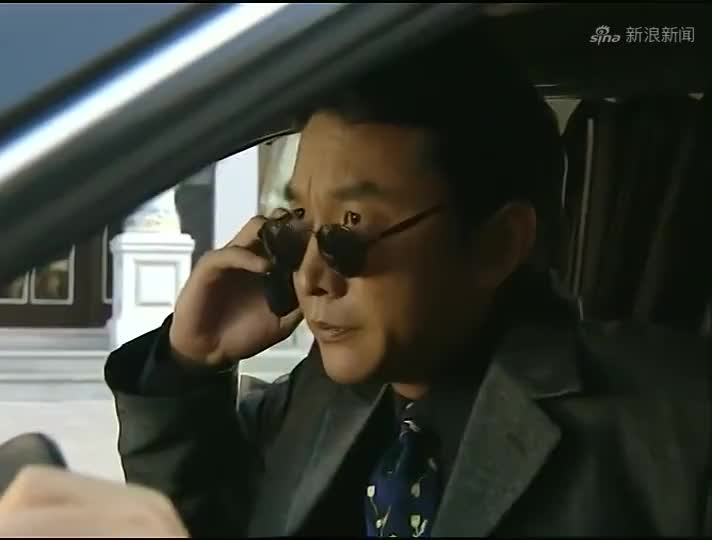 插翅难逃:梁秉坤给阿军打电话,不料阿军一脸不耐烦,无语