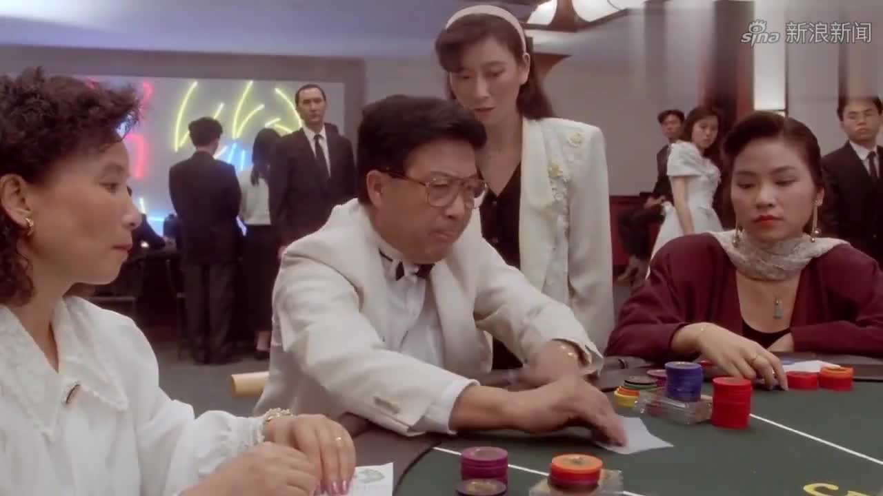 盗宝联盟:汉子赌场熟睡,俩汉子带走了他并询问面具在那