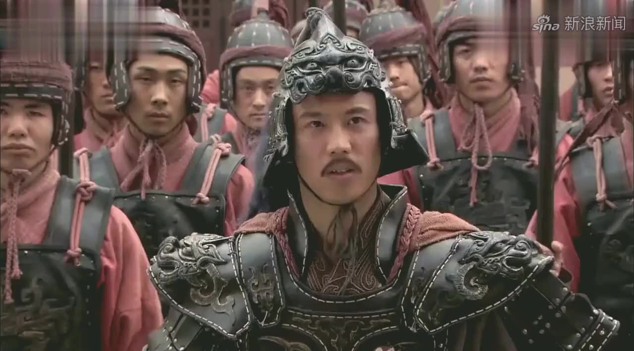 御林军连公主都不怕,谁料屋里出来一个书生,御林军瞬间集体下跪