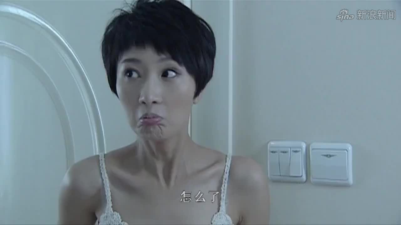 方言看着李歆的照片,告诉老婆自己在改稿子,这谎话张口就来啊!
