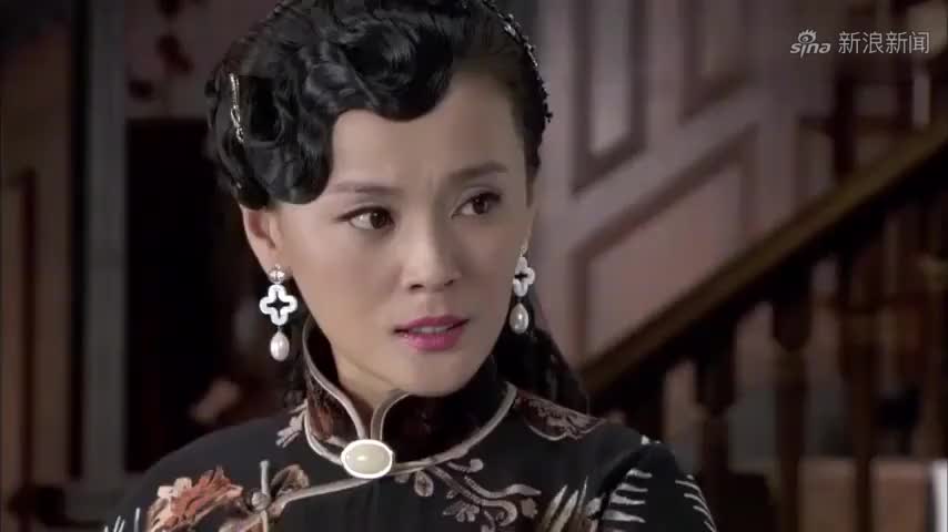 杀寇决:冈本跟苗老板同台唱戏,借机动手动脚,苗老板吓坏了