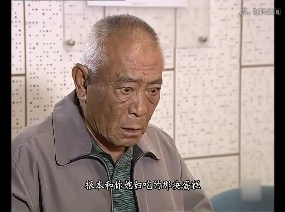 孙串出用凸透镜烧毁不小心宿舍桌子,自己还义正言辞帮江天昊顶罪