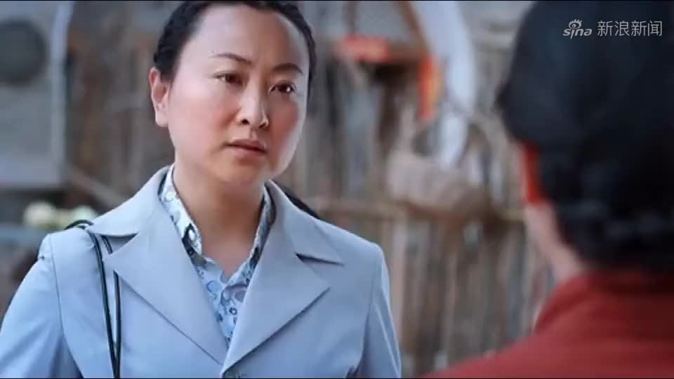 刘公主为救小龙女触犯天条,被元始天尊贬下凡,火龙子舍命相救!