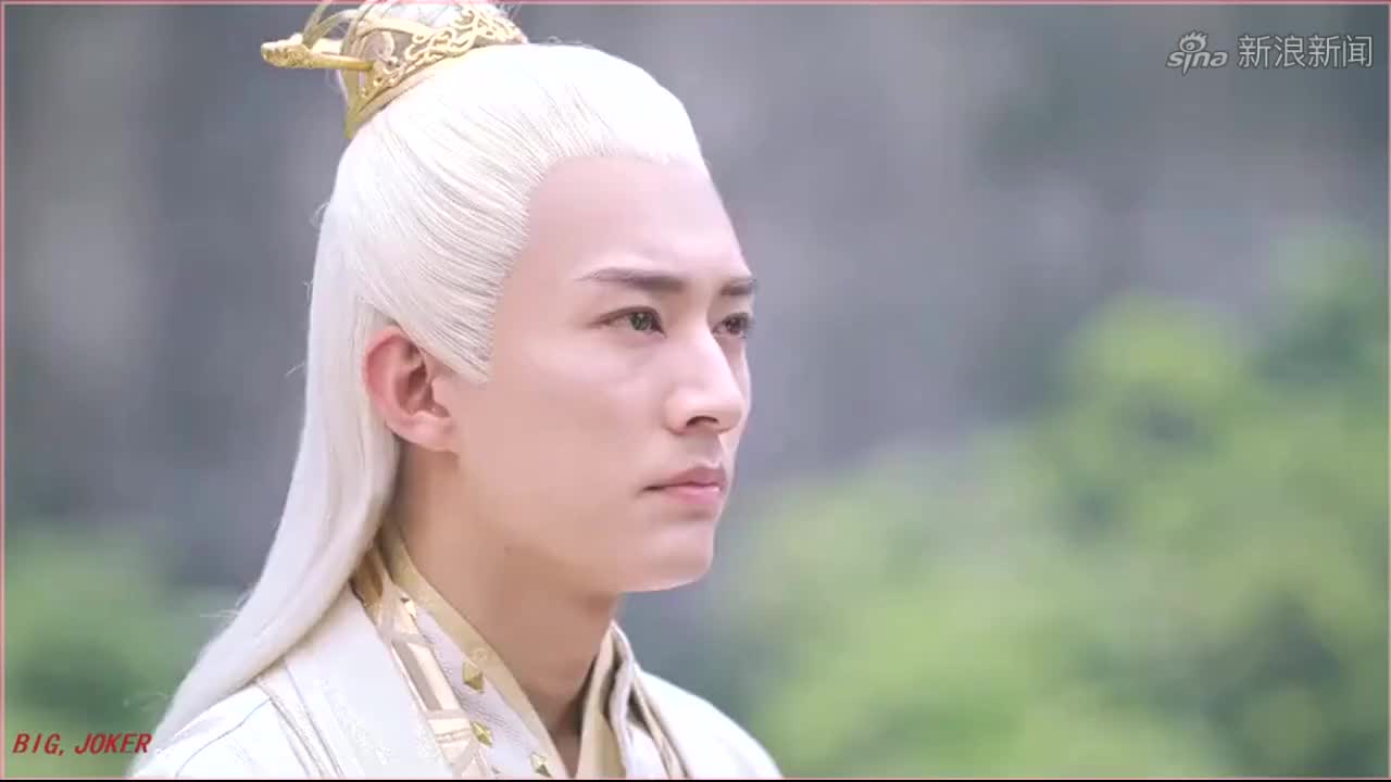 小白小青姐妹情深,为了救她,小白和许宣反目,宁愿被爱人刺伤