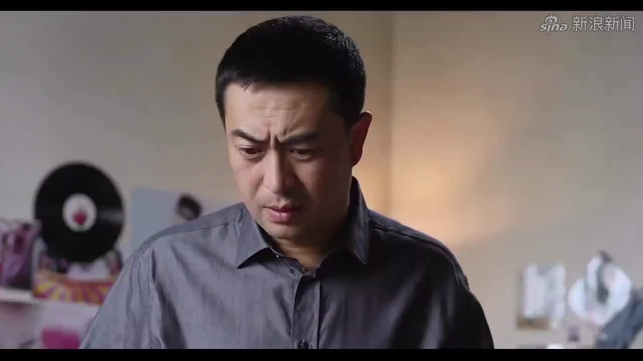 张嘉译带厂花妻子宋佳回家见家人,宋佳很紧张,太逗了