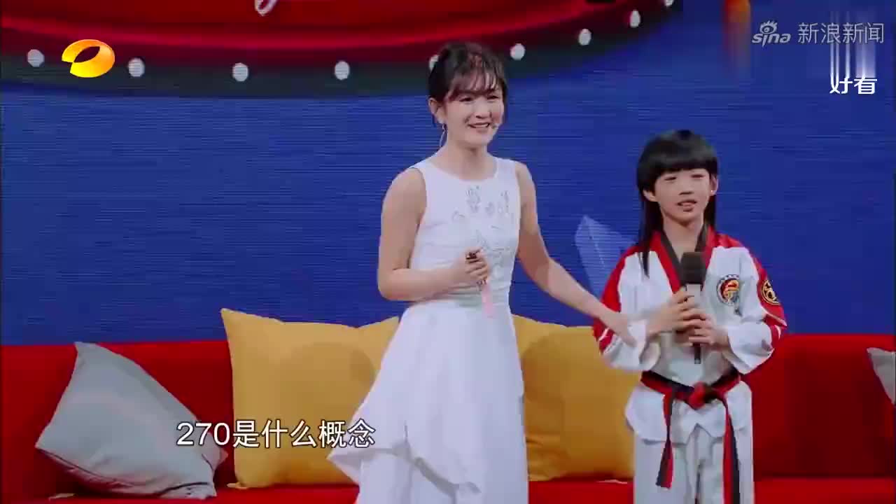 龙拳小子林秋楠变"宠妹狂魔",妹妹现场挥舞小拳拳,萌翻丨孩子