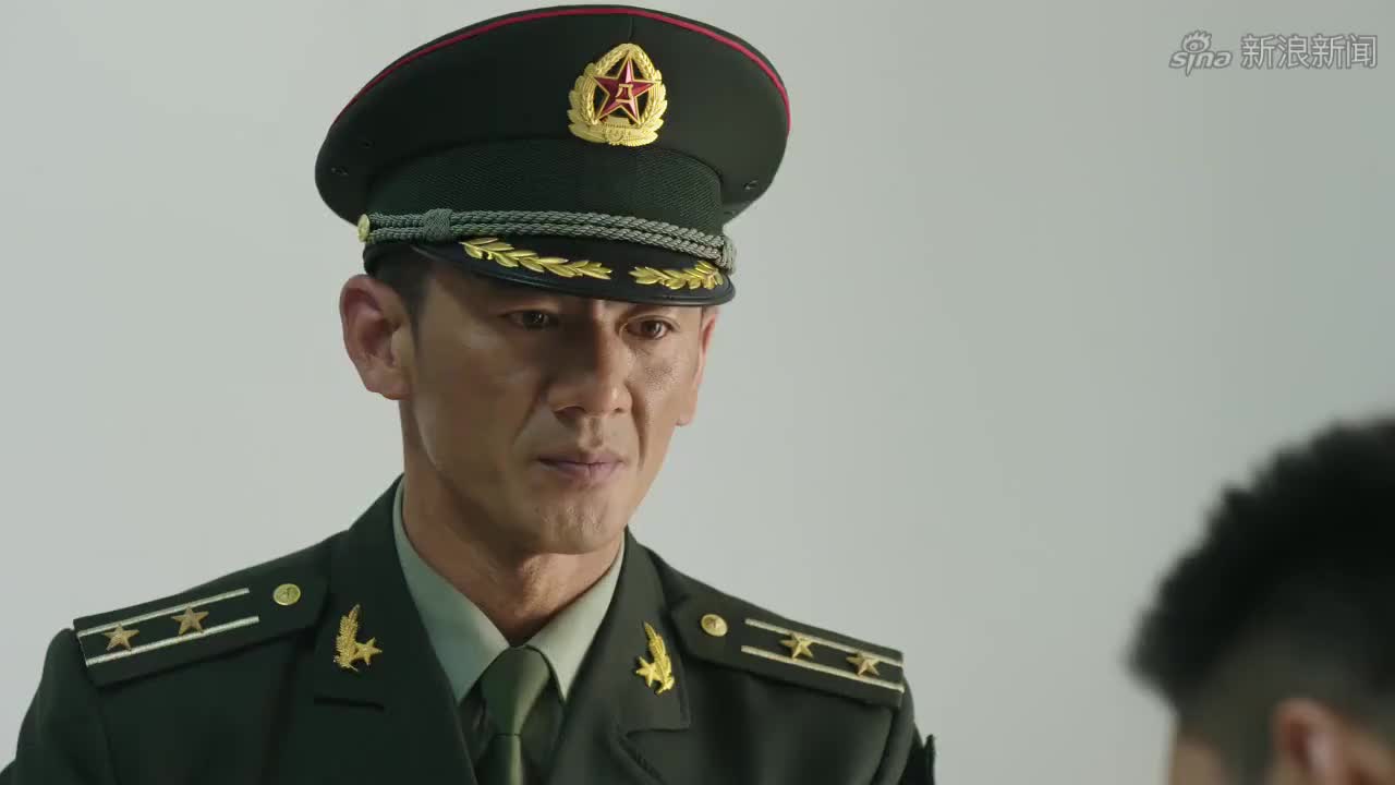 霹雳火:高胜寒向大家介绍,霹雳火的任务很危险,选拔很残酷