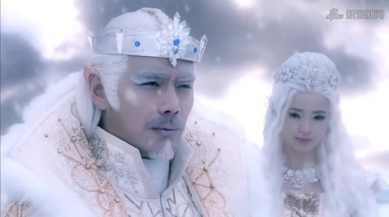 圣尊一见樱空释要当王,立马要岚裳嫁给樱空释,谁料岚裳情愿死