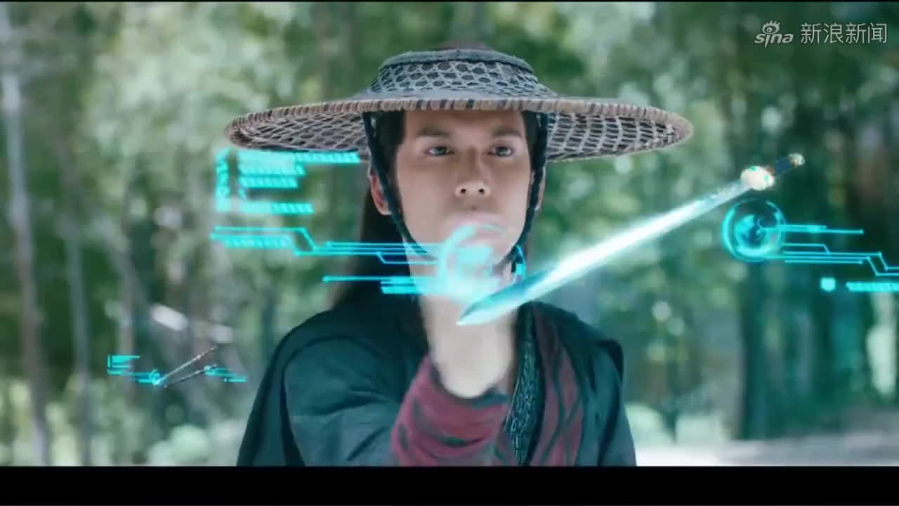 任南坡再见顾盼儿,心慌意乱转身逃走,这场面十分滑稽!