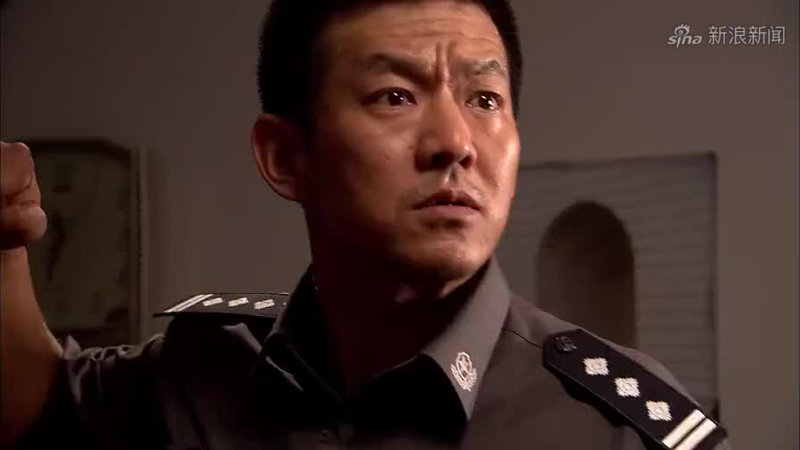 大漠高墙:姜魁找到萧凡,俩人交谈,姜魁自责