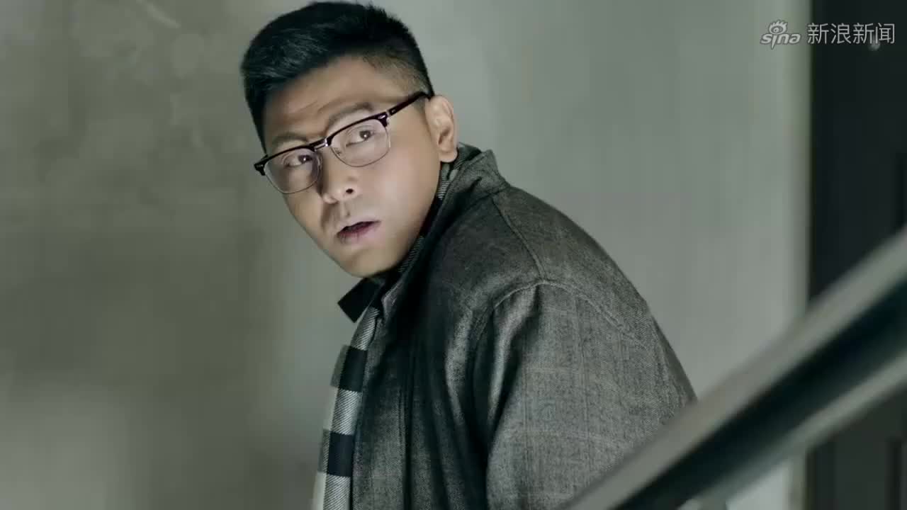 鸡毛飞上天:邱英杰上北京读书把鸡毛羡慕坏了,见着书就要借