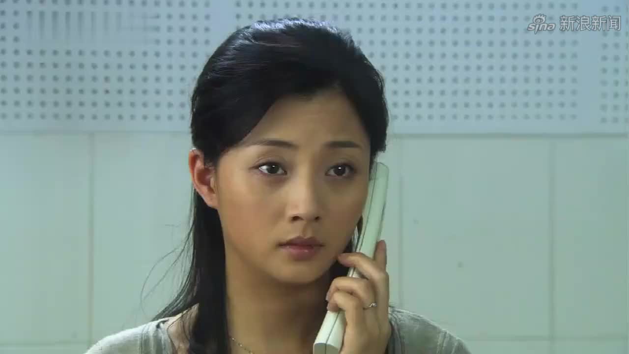 爱了散了:帅小伙血气方刚,送蕾丝衣服给少妇,这是在暗示什么吗