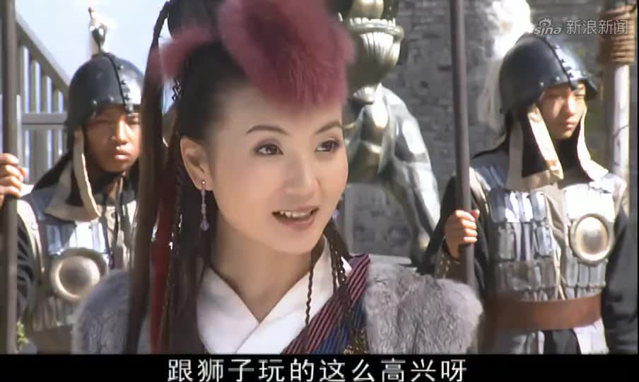 天龙八部:铁丑醒了,阿紫表现的特别高兴,只是因为有人陪她玩