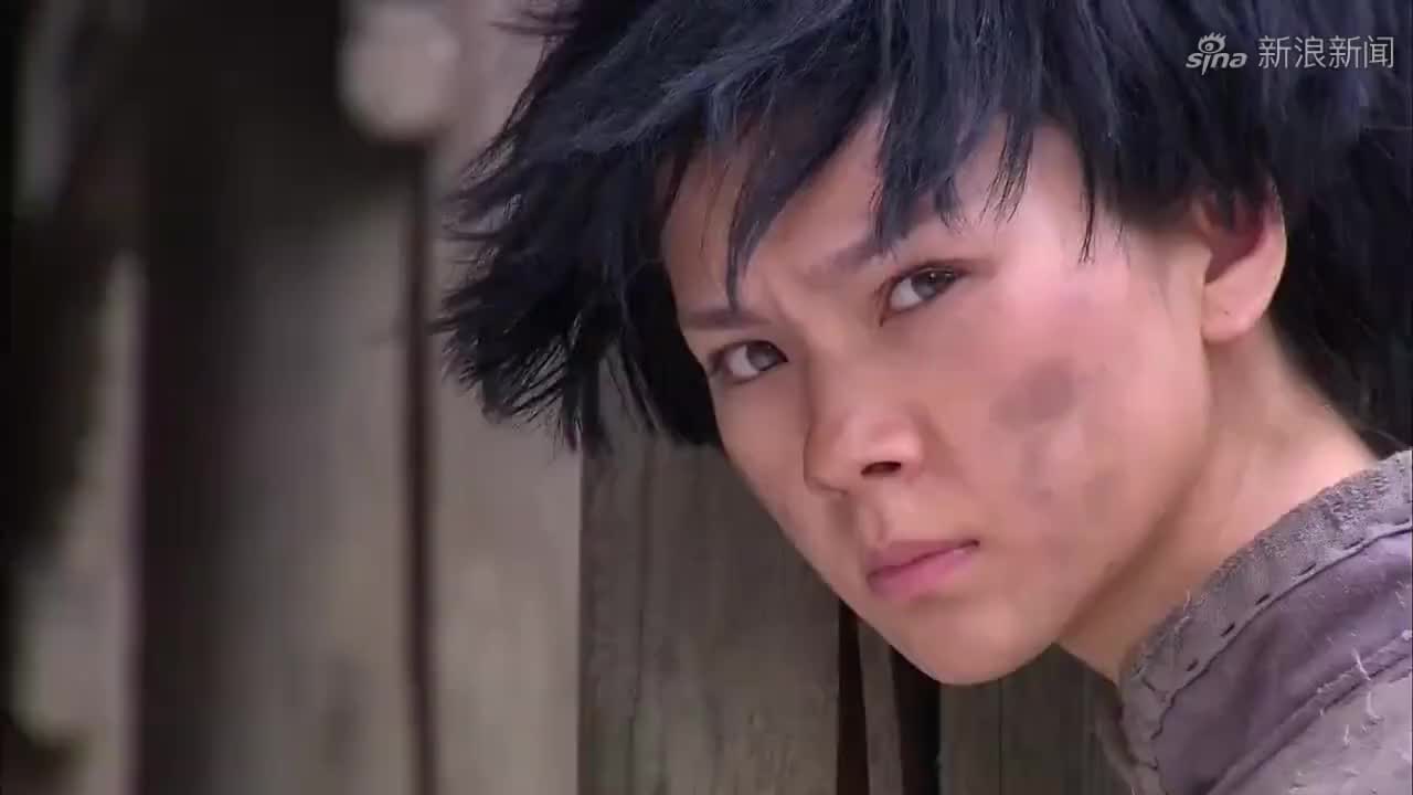 五奇侠用苦肉计故意被抓,宋无娇用失传奇功缩骨功逃脱