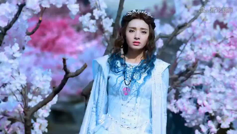 幻城:姜还是老的辣,岚裳斗嘴不是莲姬对手,圣尊出马她哑口无言