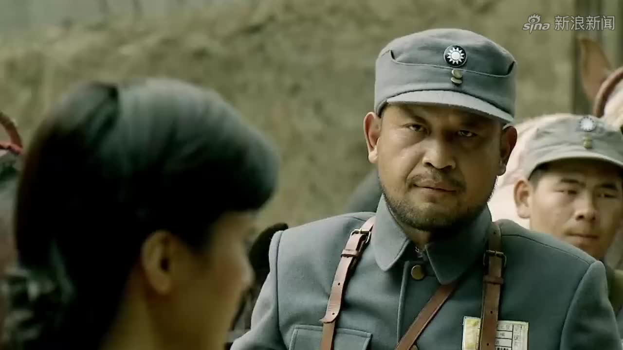 断刺:特工夜晚路过馄饨摊,没想她无心一眼,竟察觉摊主是特务