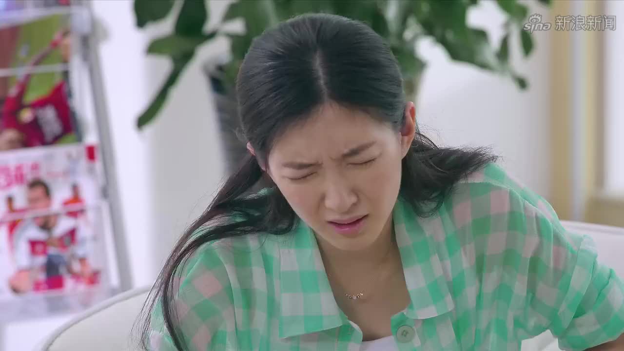 旋风十一人:裴朵吃坏肚子,穆帅嘴上不饶人行动却很诚实,真逗