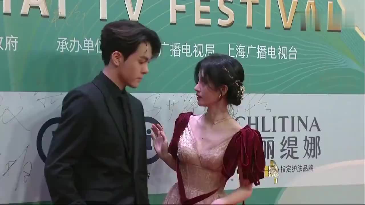 视频:黄晓明高伟光安利新作 鞠婧祎曾舜晞cp感足_手机新浪网