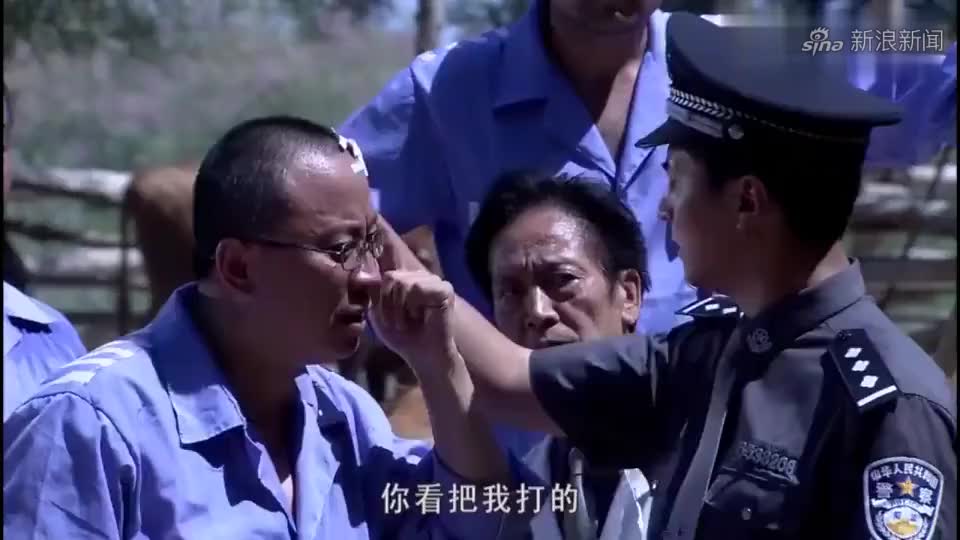 大漠高墙:姜魁找到萧凡,俩人交谈,姜魁自责