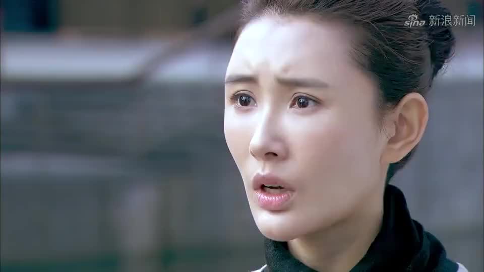 邻居也疯狂:俩人都结婚了,双方家长还不知道,这是疯了