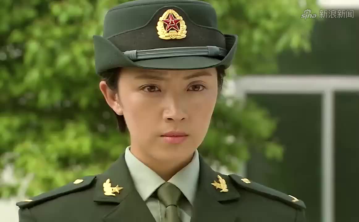 火凤凰:谭晓琳拿出手铐,竟然铐住了叶寸心,叶母来到了实验室!