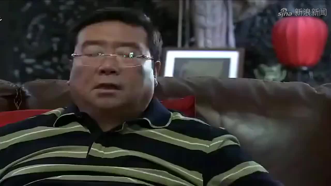 苏萌:我那车被你们缉查科给扣了,程建军:你没跟他们提我名字啊